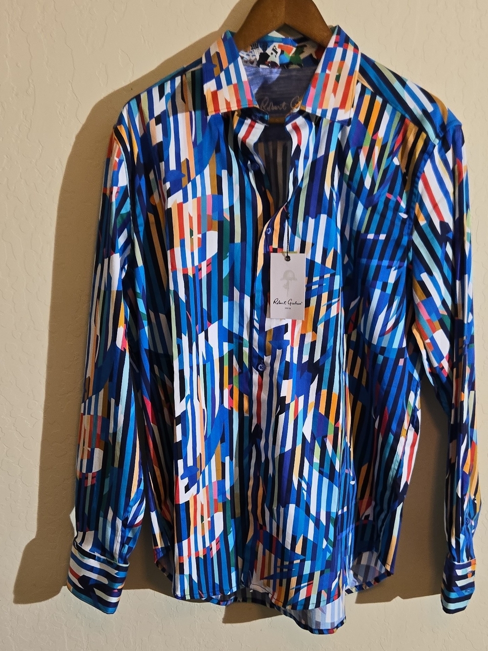 Robert Graham Men’s Blue Multi-Stripe Button-Up Shirt